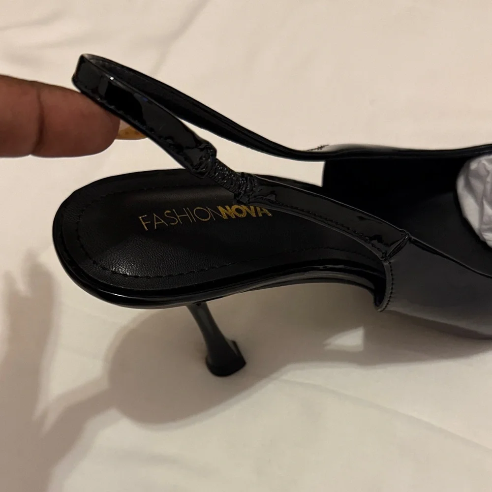 Fashion Nova Black Patent Slingback Square-Toe Heels - Picture 5 of 5
